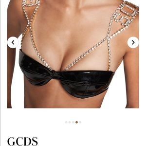 GCDS Brand New Never worn. Size 2